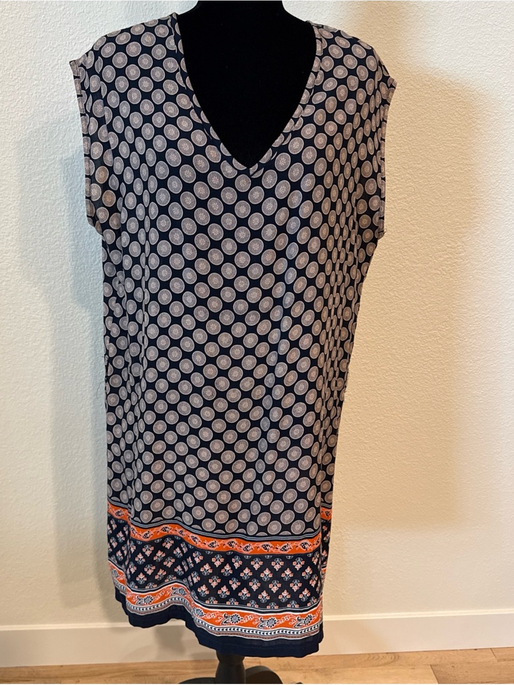 Dressy Brand Geometic V-Neck Shift Dress
